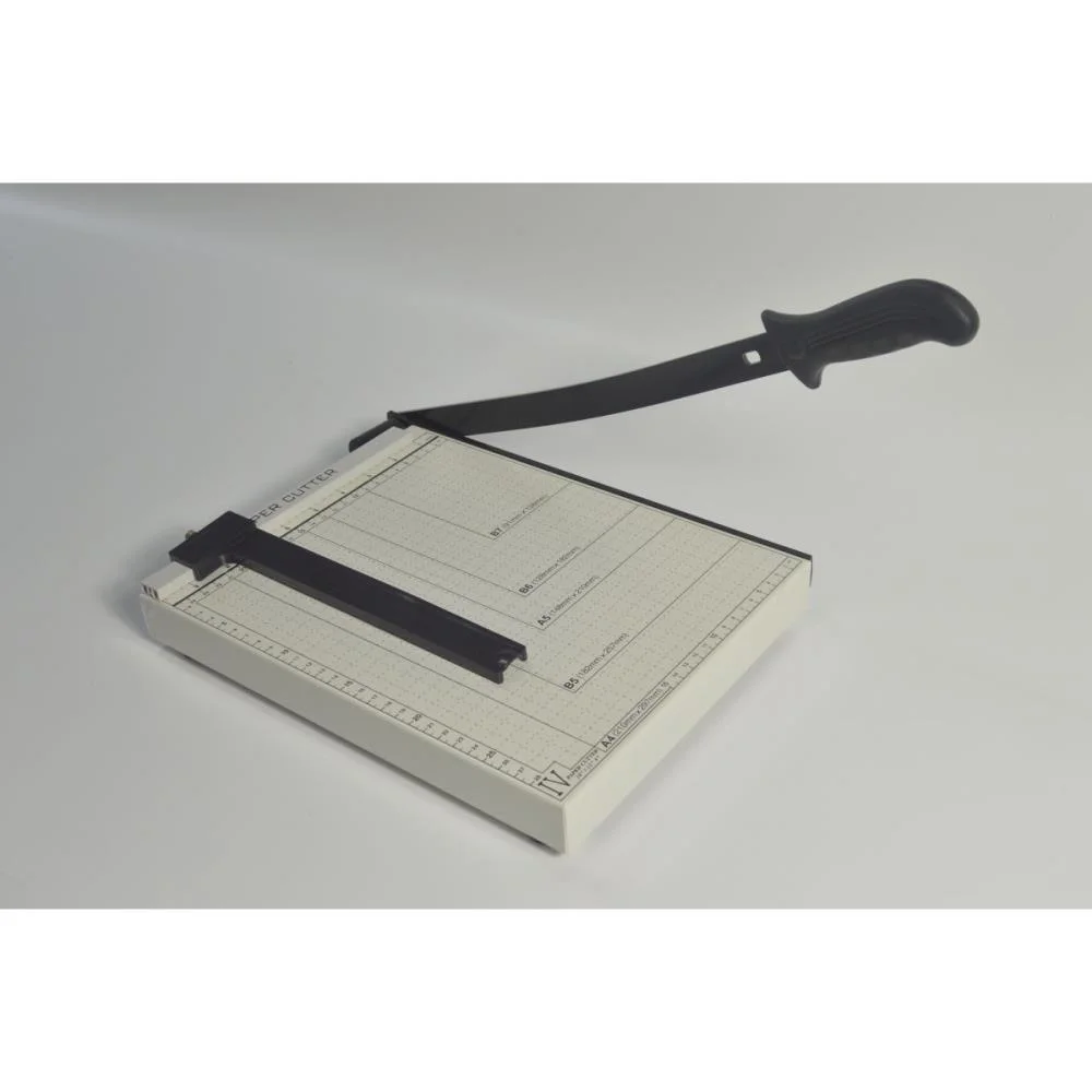 Guilhotina Cortadeira A4 P/10Fls Branco/Preto Bright