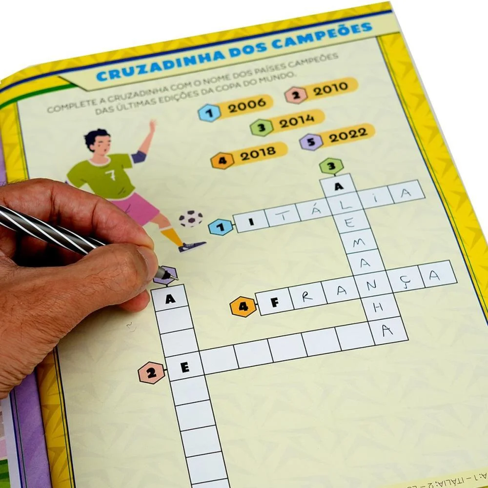 Copa Do Mundo Livro Futebol Ativid./Adesivos Magic Kids - imagem 3