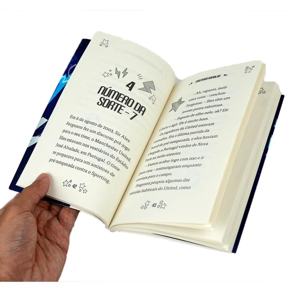 Copa Do Mundo Livro Astros Cristiano Ronaldo Magic Kids - imagem 5