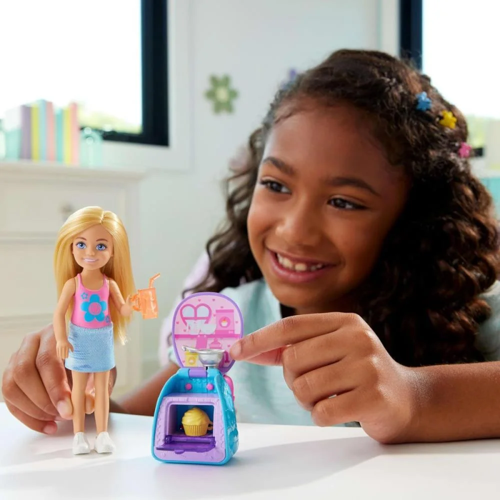 Barbie Family Chelsea Mochila Surpresa Mattel - imagem 6
