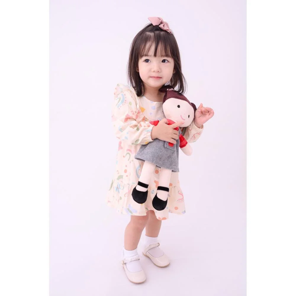 Boneca De Pelucia Lara Morena 38Cm Zip - imagem 3