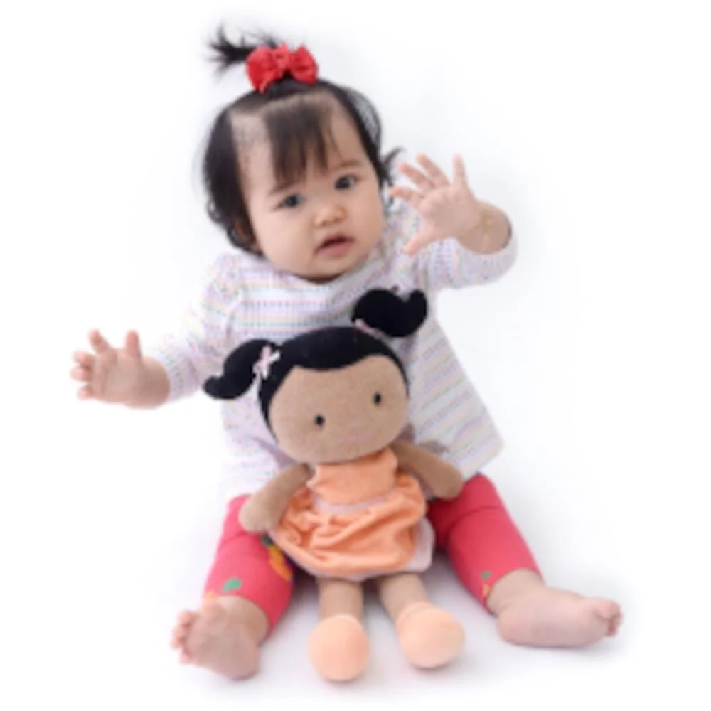 Boneca De Pelucia Juju Negra 35Cm Zip - imagem 4